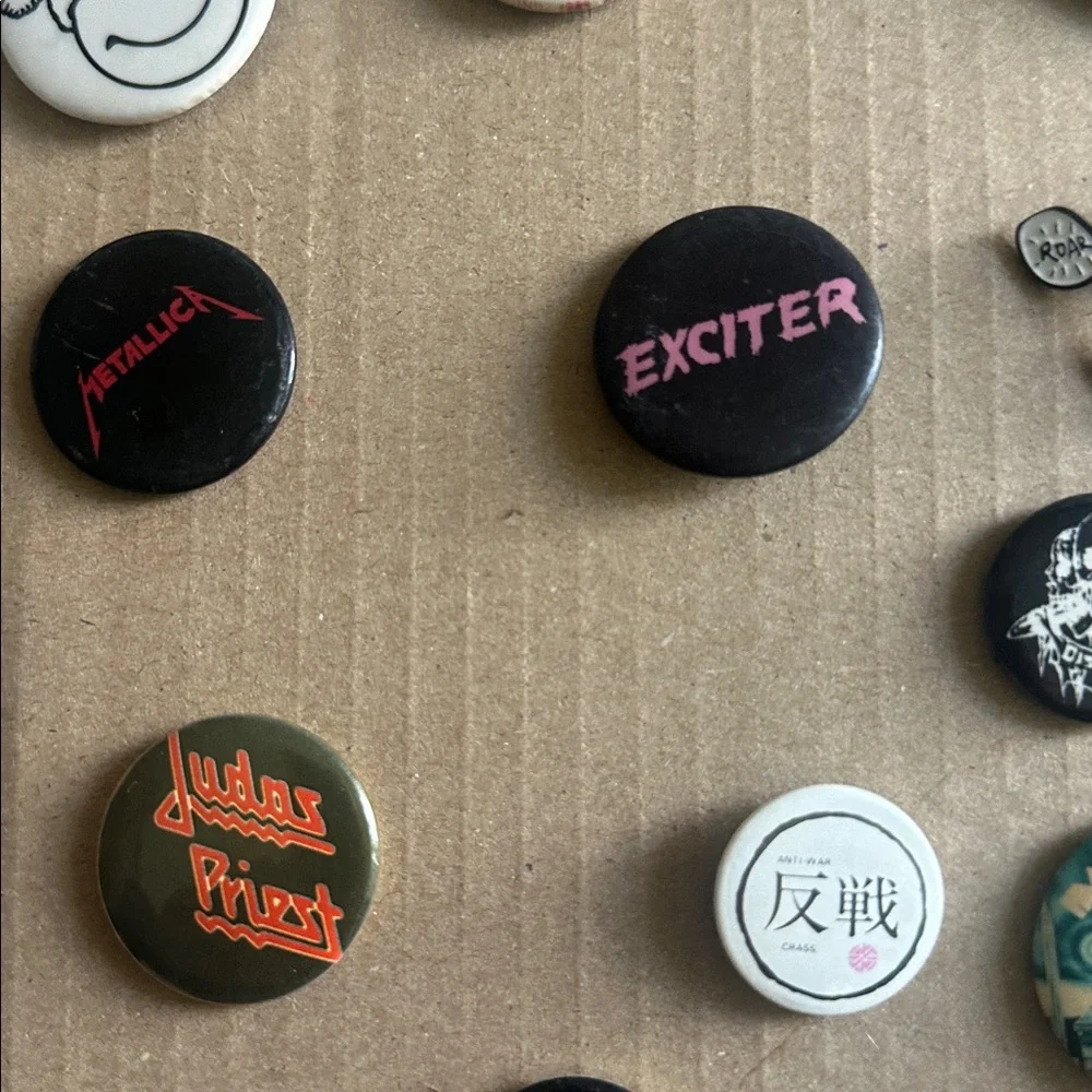 Assorted Graphic bundle  Pins Collection - Picture 10 of 13